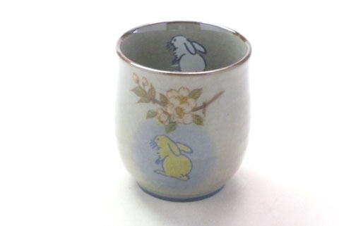 九谷焼『お湯呑』小 白兎しだれ桜『裏絵』