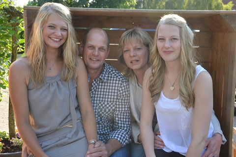 Franziska, Henning, Heike und Anneke Theresa Meyer (v.l.)