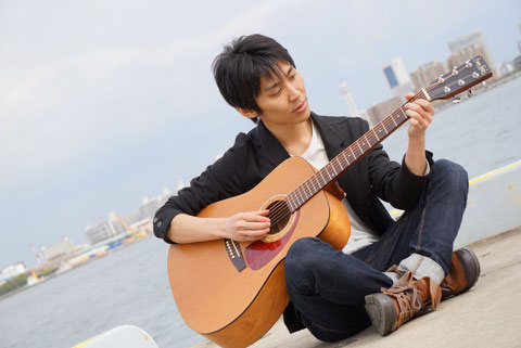 徳崎晃次郎（とくさきこうじろう）