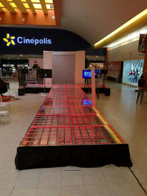 Pasareala Iluminada