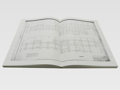 観音製本(見開いた時にそのまま一枚の図面で見ることができる製本です)
