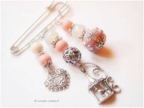 broche style baroque 