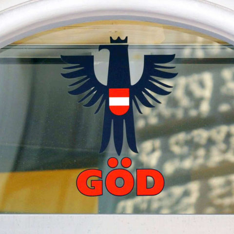 Großaufnahme des GÖD-Schriftzugs an der Türe