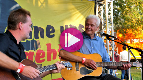 Auf das Bild klicken, um das Video auf Youtube abzuspielen