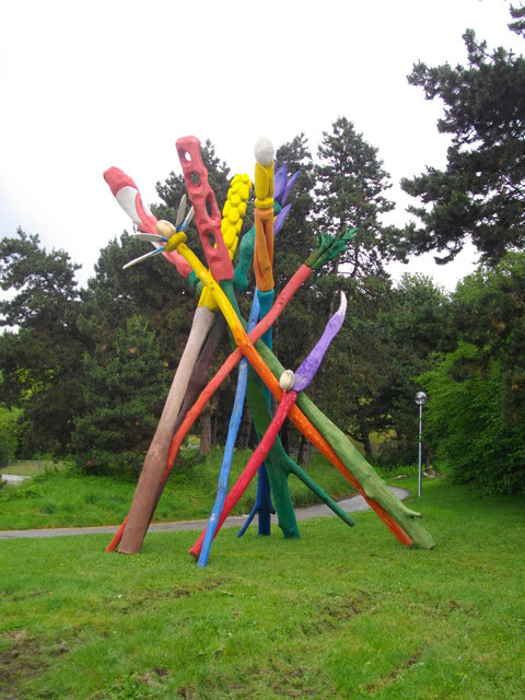 bunch of sculptures 2013 olympiapark münchen.strauss3