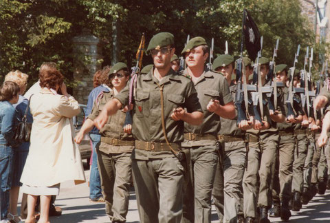 Juni 1981 : Parade durch Vielsalm (vorne links gut zu sehen : Gabriel Kohnen aus St. Vith)