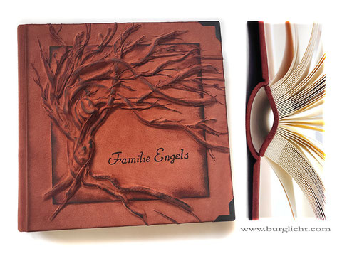 Quadratisches Fotoalbum, personalisierter Hardcover-Ledereinband mit Hochrelief Baum, Metallbuchecken mattschwarz, 50 Blatt Fotokarton elfenbeinfarben mit Pergaminzwischenblättern.