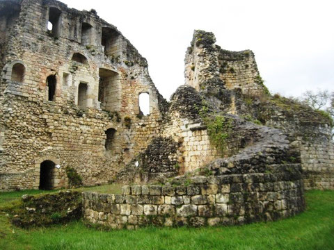 Ruines du château de Blanquefort ( GAHBLE)
