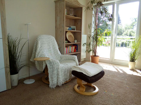 Stille Psychotherapie, Klangmeditation & Hypnose in Hamburg. Bei sich ankommen.