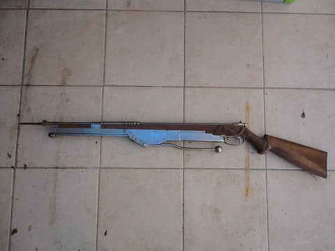 fusil bois à crémaillère?????