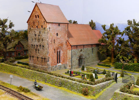 MUNKBRARUP und die Laurentiuskirche >>> grausundbahns Webseite!