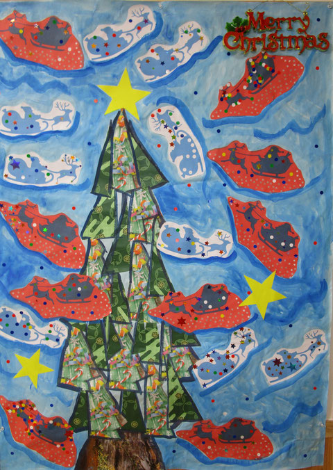 12月の壁飾りは夜空を走るたくさんのサンタさん。子供たちの所へプレゼントは届いたかな？