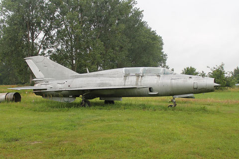 MiG 21U-600 " 292 " NVA -1