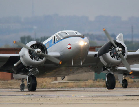 Beech18 EC-ASJ-2