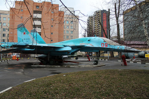 SU 34 " 09 "  RF-92253   Russian Air Force -2