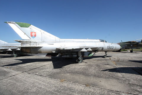 MiG 21R " 1502 " Slovak Air Force -3