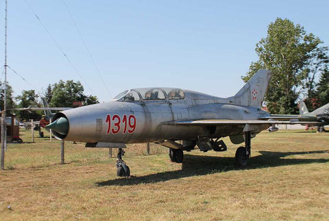 MiG21U 1319-2