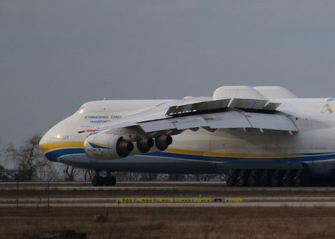 AN 225 " UR-82060 " Antonov Airlines -31