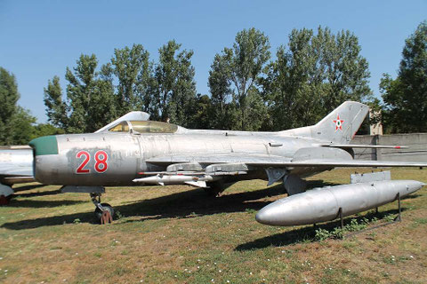 MiG19 28-1