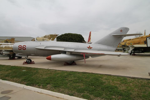 MiG17 96-1