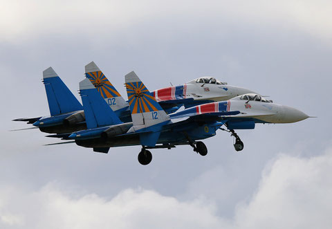 SU 27P  " 12 "  Russian Knights / Russian Air Force -2