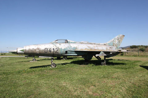 MiG 21F13 " 0412 " Czech Air Force -1