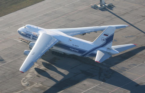 An-124-100 " RA-82074 "-2