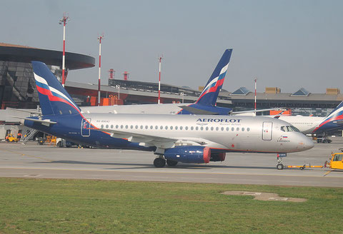 Superjet 100-95 " RA-89042 " Aeroflot -1