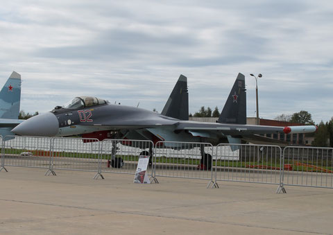 SU 35S " 02 "  RF-95243  Russian Air Force -1