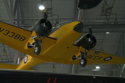 Airspeed As 10 Oxford  V3388-3