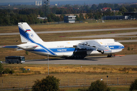 AN 124-100 " RA-82042 " Wolga-Dnepr Airlines -4