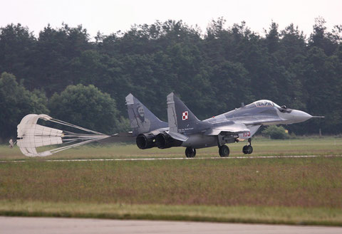 MiG29 105-6