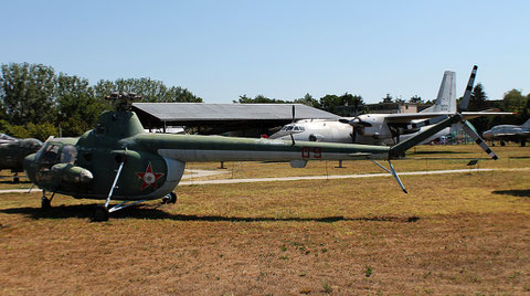 Mi 1 ( SM-1) " 09 " Hungarian Air Force -1