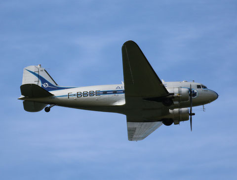 DC-3 ( C-47A Skytrain )  " F-AZTE "  -1