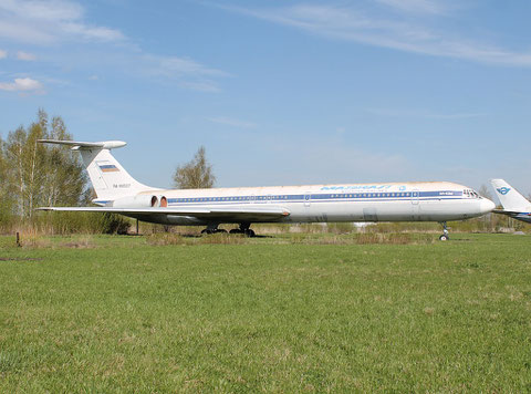 IL 62M  " RA-86507 "  Magadan Airlines -1