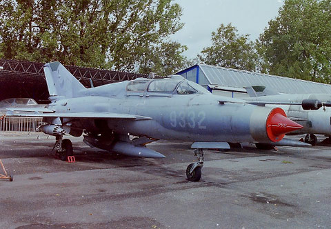 MiG 21UM " 9332 " Czech Air Force - 2