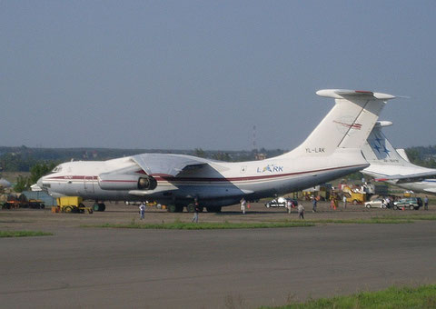 IL 76T  " YL-LAK "  Inversia -1