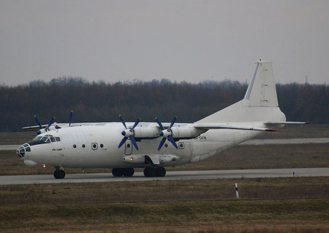 AN 12BP  " UR-CKM " Cavok Air -1