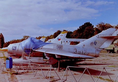 MiG 15bisSB ( S-102) " 3912" Czech Air Force -1