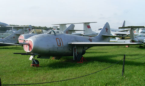 MiG 9  " 01 "  VVS UdSSR -1