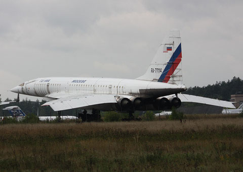 TU 144LL " RA-77114 " -1