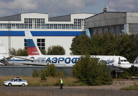 TU 204-100S " RA-64009"  Aeroflot -1