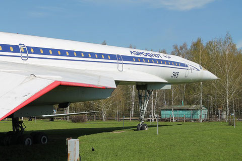 TU 144 " CCCP-77110 " -4