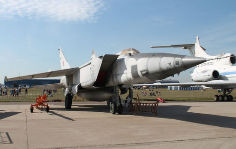 MiG25 408-1