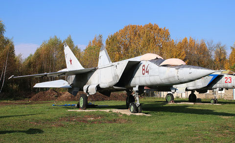 MiG 25PU " 84 " Russian Air Force -2