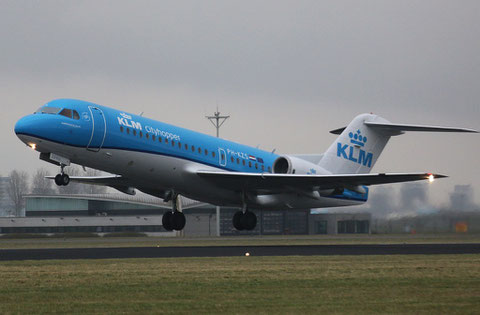 Fokker F-70 " PH-KZS " KLM Cityhopper -1