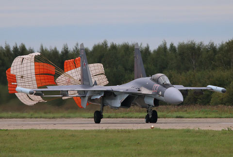 SU 35S " 03 "  RF-95242  Russian Air Force -3