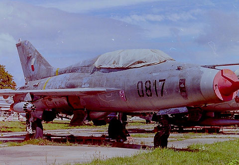 MiG 21U-400  " 0817 "  Czech Air Force -2