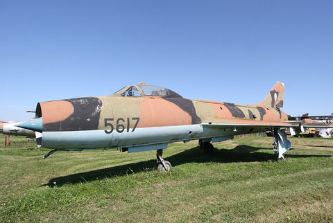 SU 7BM " 5617 " Czech Air Force-2