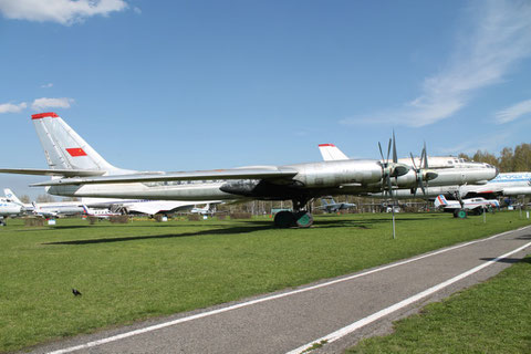 TU 116  " CCCP-76462 "  -4